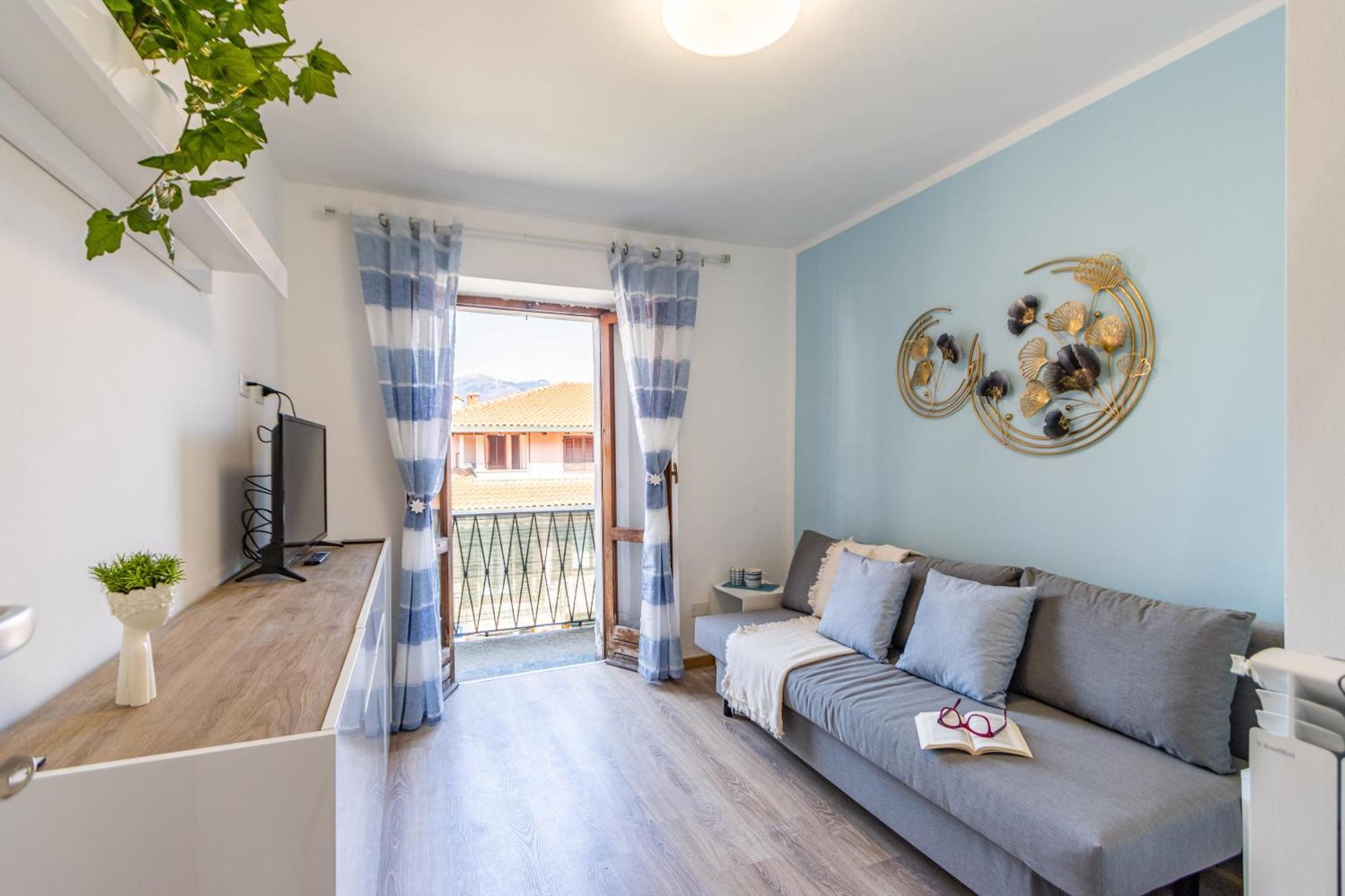 Golden Lake - Luxury Apartment ☆☆☆☆☆ - 100M From The Lake Baveno Bagian luar foto