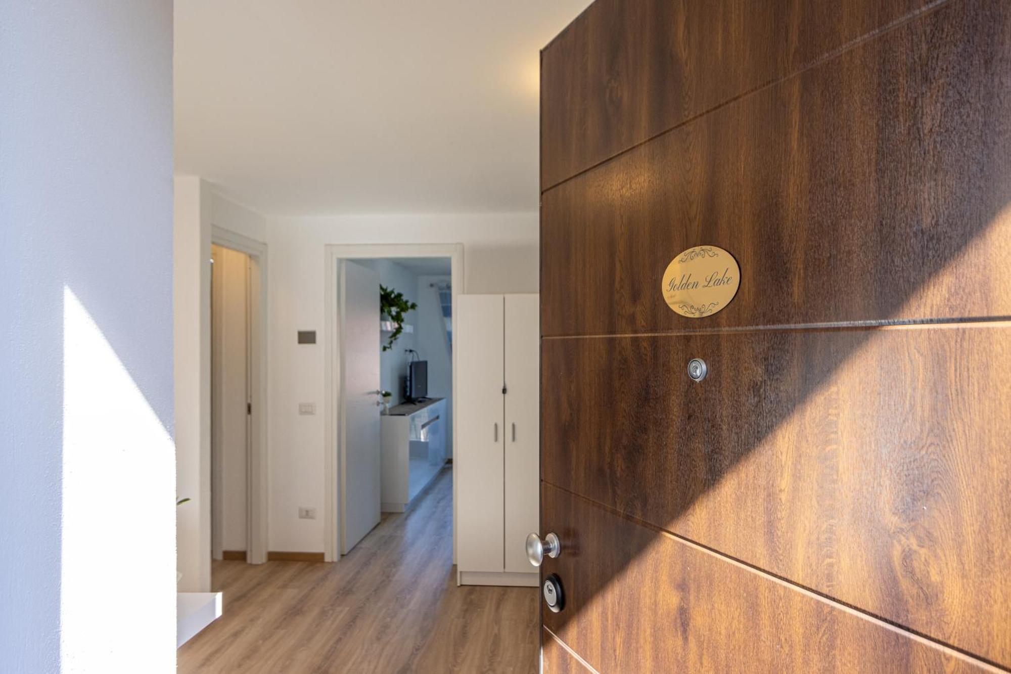 Golden Lake - Luxury Apartment ☆☆☆☆☆ - 100M From The Lake Baveno Bagian luar foto