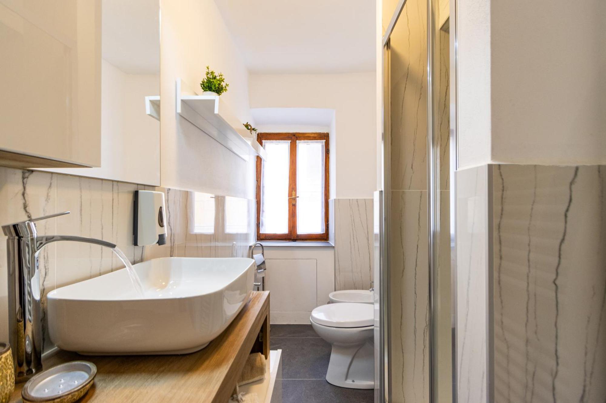 Golden Lake - Luxury Apartment ☆☆☆☆☆ - 100M From The Lake Baveno Bagian luar foto
